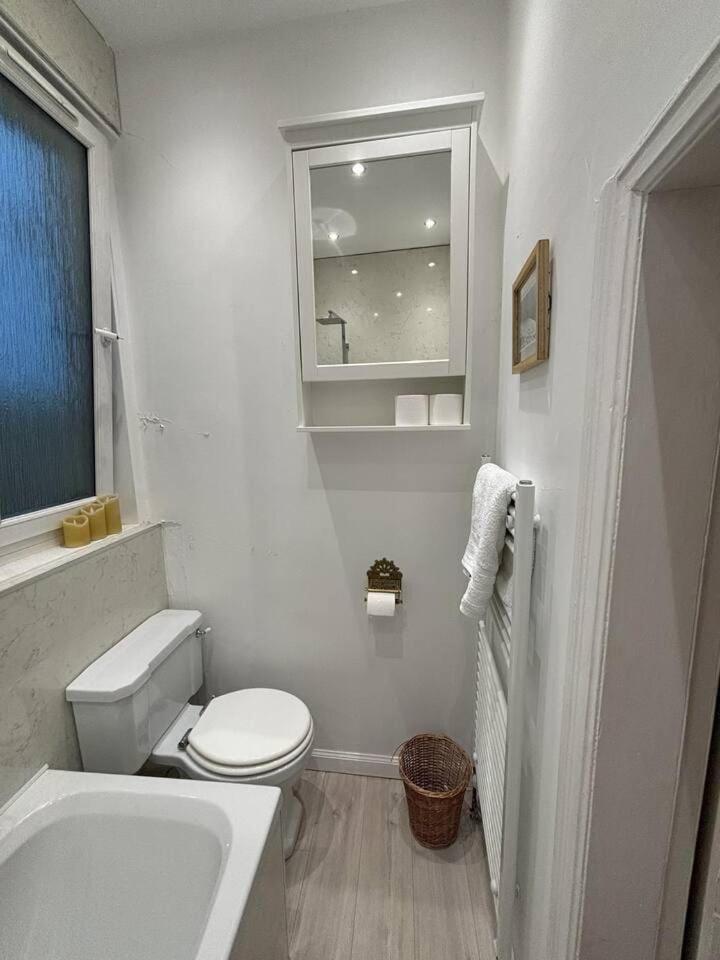 Bright Floor 2br In Morningside, Easy Centre Links, Close To And Royal Hospital Apartment
