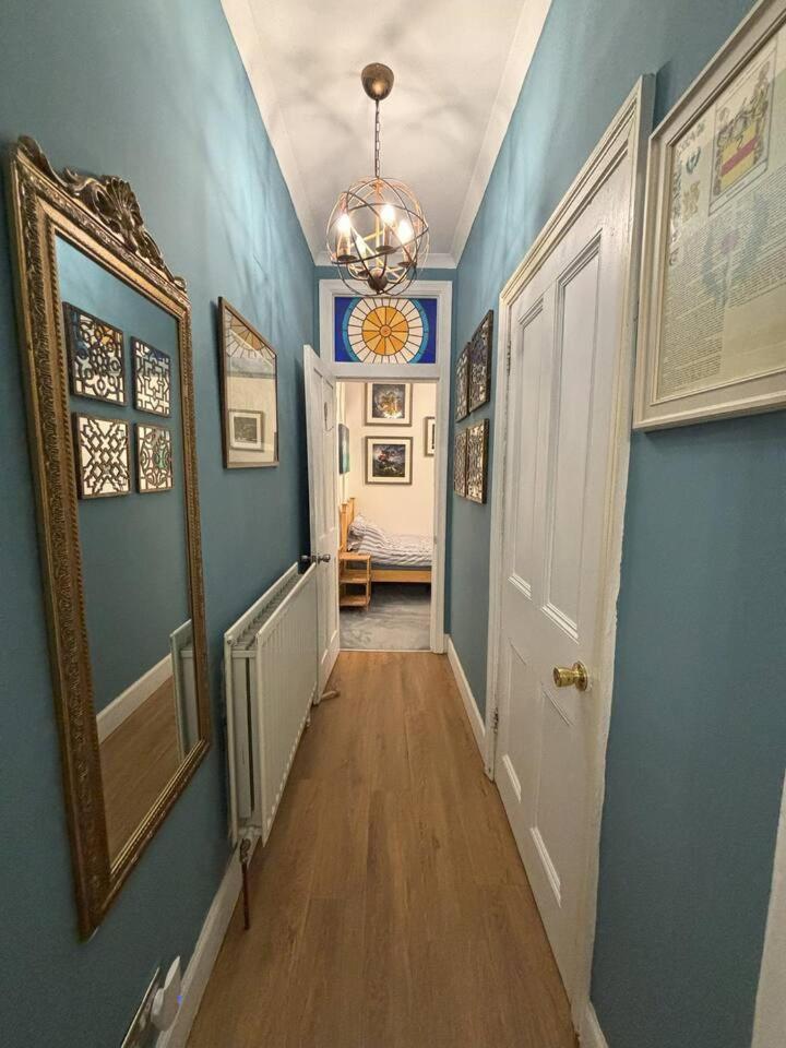 Bright Floor 2br In Morningside, Easy Centre Links, Close To And Royal Hospital Apartment *